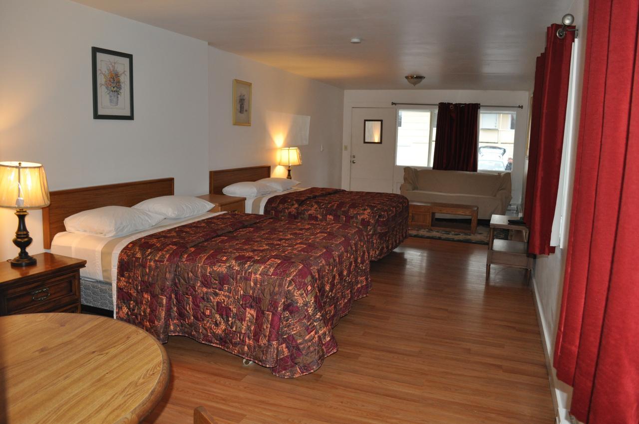 Golden Lion Motel Raymond Luaran gambar